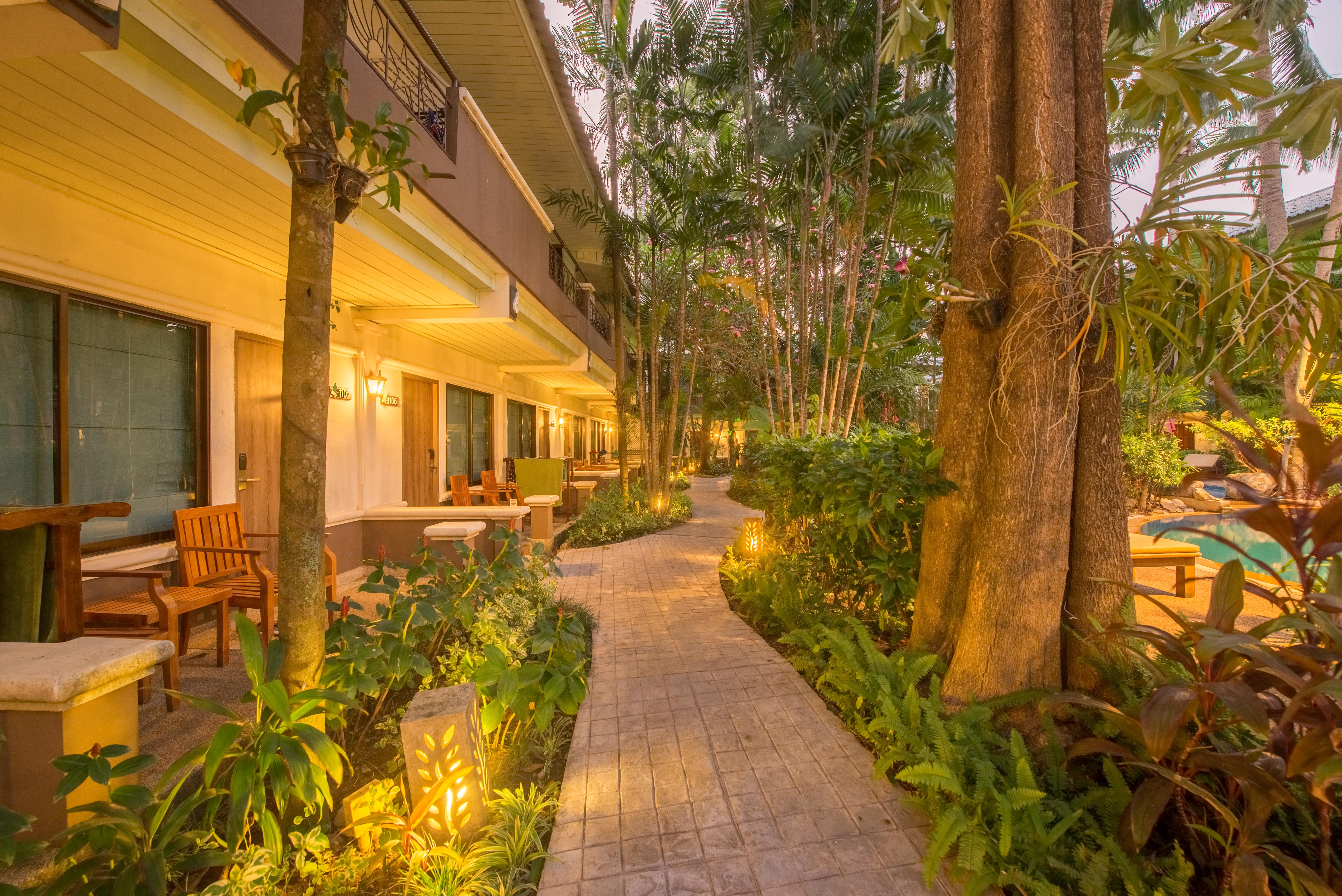 The Viridian Resort - Sha Plus Patong Exterior foto